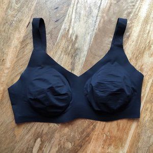 Knix Padded V-Neck Bra - Wide Strap